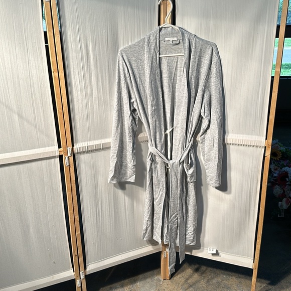 Love & Lore Reading Robe S/M new grey - Picture 2 of 6